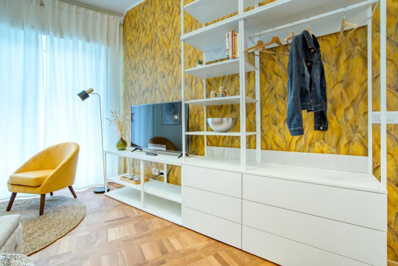 Caseospitali - Casa Mary Lou, Romantico Monolocale Ristrutturato Panoramico Milano Eksteriør billede
